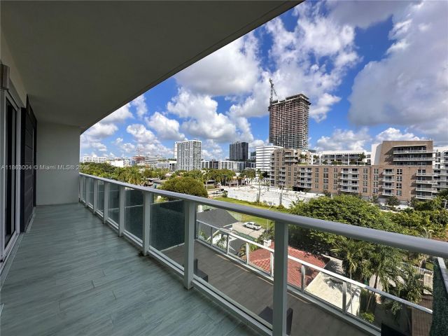 2-bedroom condo for sale in Miami - 321 NE 26th St 601 - MondialRealty