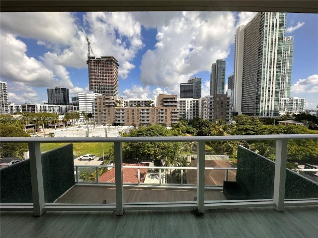 2-bedroom condo for sale in Miami - 321 NE 26th St 601 - MondialRealty