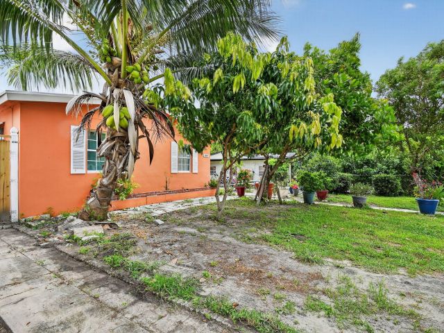 Home for sale at 1007 Almeria Road - photo 6533591