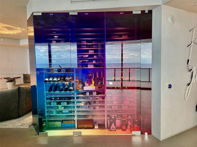 Apartment for rent  Unit #3705 - photo 6461562