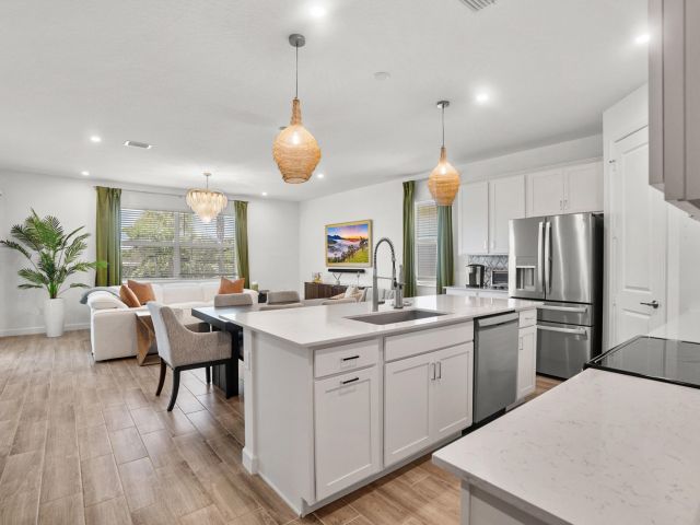 Home for sale at 13421 Brotherhood Way - photo 6443307