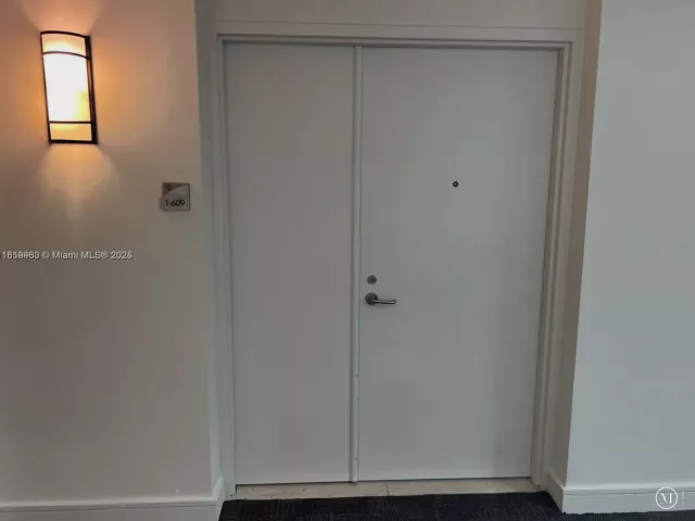 2-bedroom condo for rent in Aventura - 3131 NE 188th St 1-609 - MondialRealty