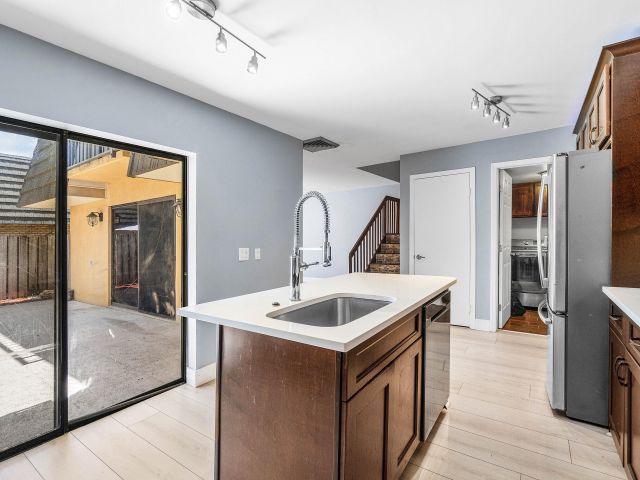 Home for rent at 624 6th Way - photo 6443158