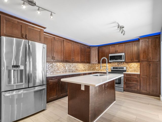 Home for rent at 624 6th Way - photo 6443161