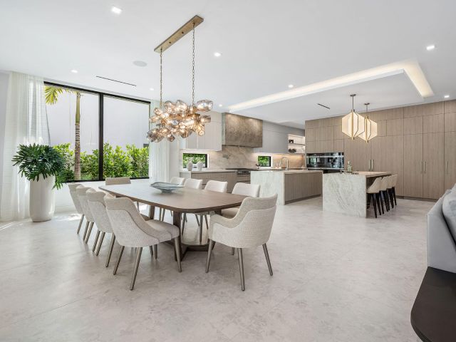 Home for sale at 217 Thatch Palm Drive - photo 6538197