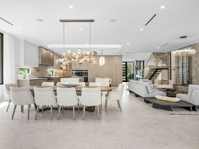 Home for sale at 217 Thatch Palm Drive - photo 6538204