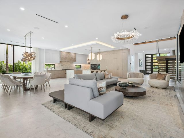 Home for sale at 217 Thatch Palm Drive - photo 6538205