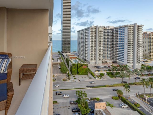 2-bedroom condo for sale in Hallandale Beach - 1985 S Ocean Dr 15G - MondialRealty