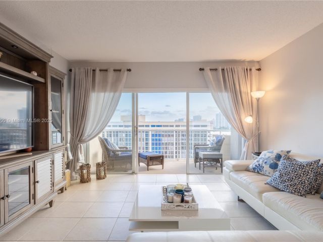 2-bedroom condo for sale in Hallandale Beach - 1985 S Ocean Dr 15G - MondialRealty
