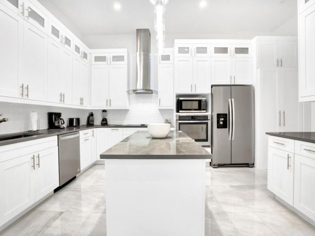 Home for rent at 2523 Oceanview Avenue E - photo 6445201