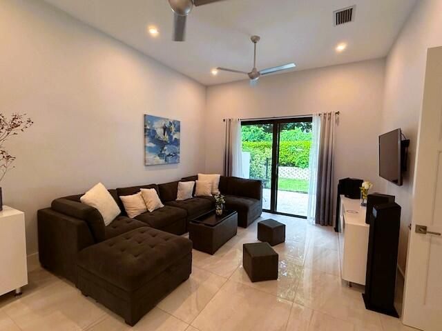 Home for rent at 2523 Oceanview Avenue E - photo 6445205