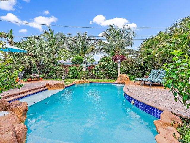 Home for rent at 245 Arlington Road - photo 6444856