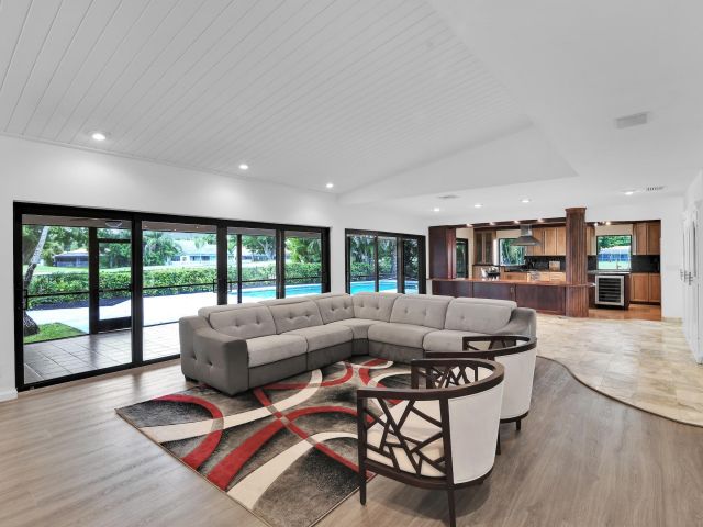 Home for sale at 10397 Camelback Lane - photo 6504142