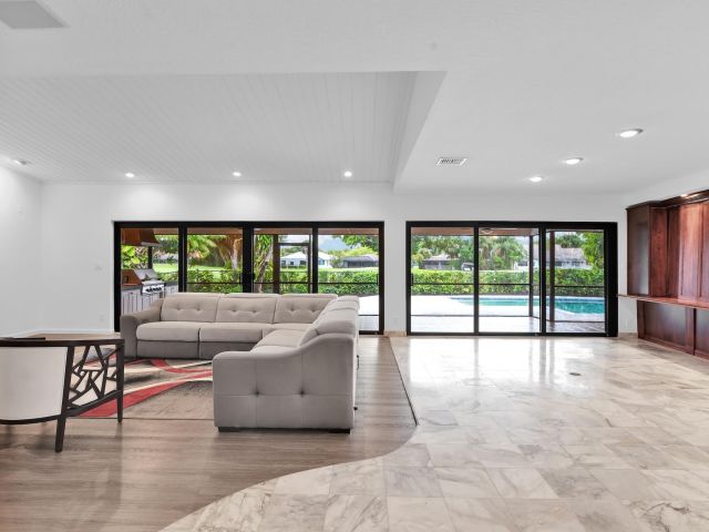 Home for sale at 10397 Camelback Lane - photo 6504144