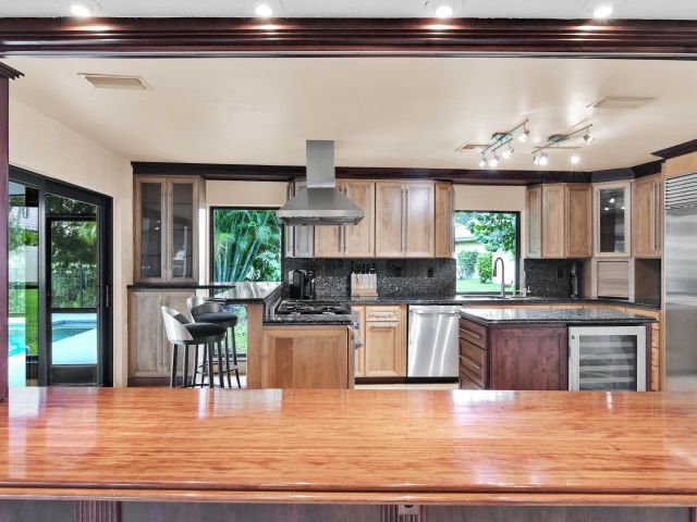 Home for sale at 10397 Camelback Lane - photo 6504154