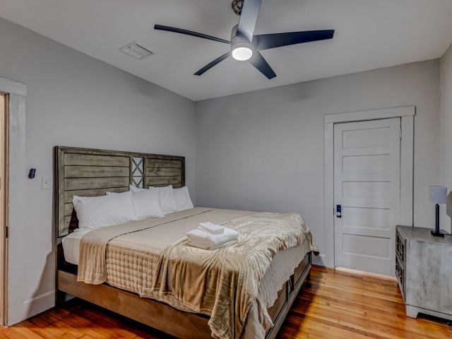 Home for sale at 421 51st Street - photo 6447481