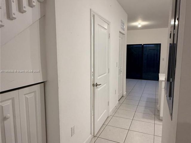 3-bedroom home for rent in Miami - 947 NE 211th St 947 - MondialRealty