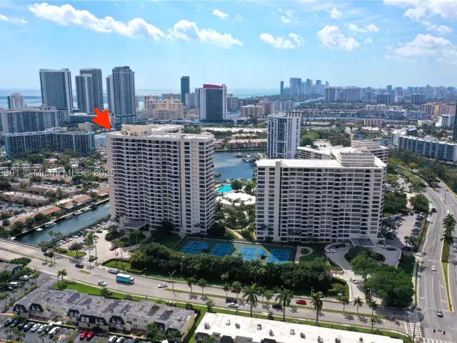 1-bedroom condo for sale in Hallandale Beach - 2500 Parkview Dr 2408 - MondialRealty