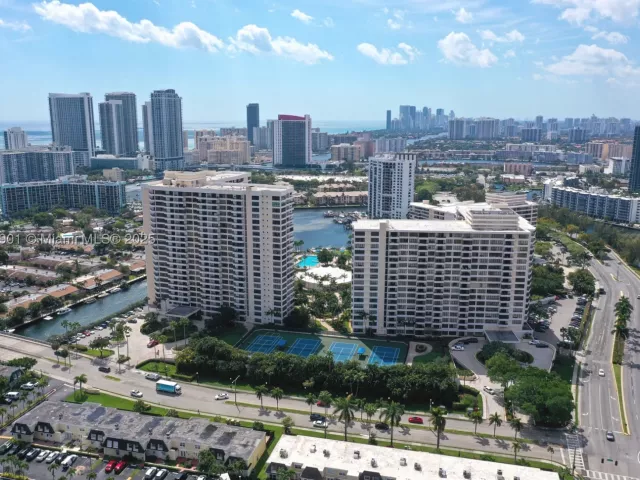 1-bedroom condo for sale in Hallandale Beach - 2500 Parkview Dr 2408 - MondialRealty