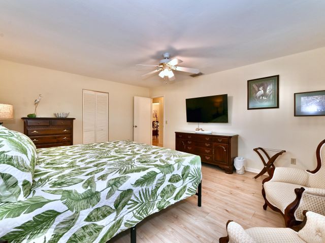 Home for rent at 129 Alhambra Place - photo 6447497