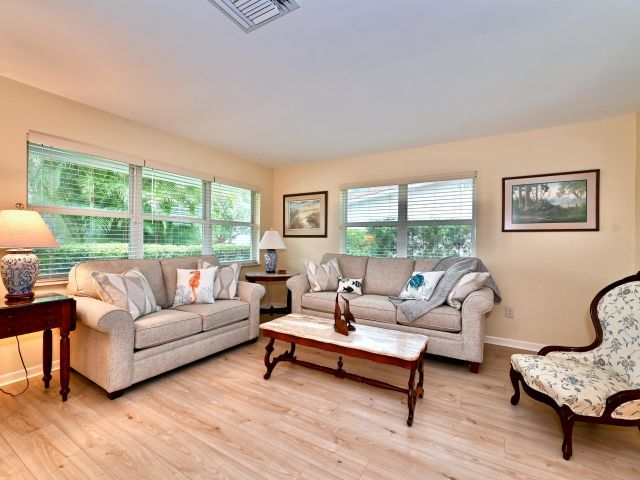 Home for rent at 129 Alhambra Place - photo 6447507