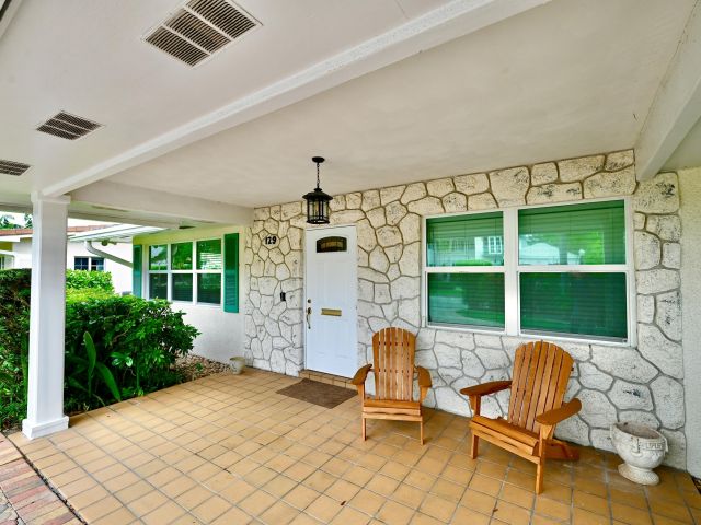 Home for rent at 129 Alhambra Place - photo 6447512