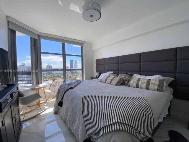 Apartment for sale  Unit #3014 - photo 6471529