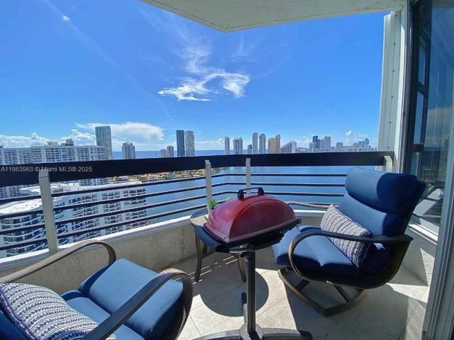 Apartment for sale  Unit #3014 - photo 6471531