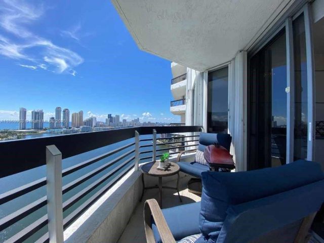 Apartment for sale  Unit #3014 - photo 6471532