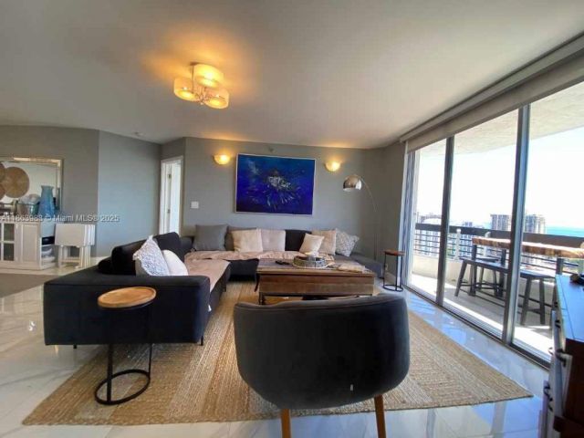 Apartment for sale  Unit #3014 - photo 6471537