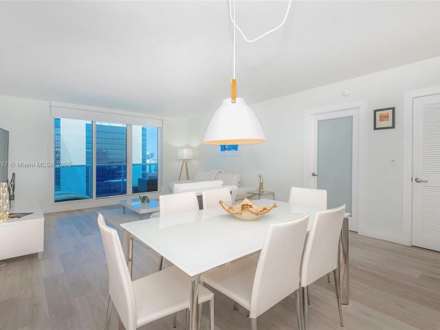 Apartment for sale  Unit #1505 - photo 6465950