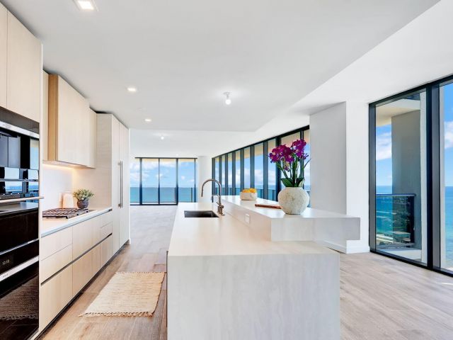 Apartment for sale  Unit #1401 - photo 6457474