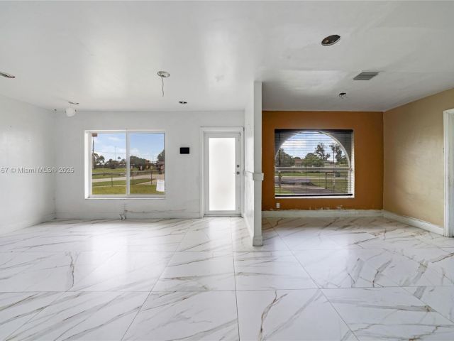 3-bedroom home for sale in Miami Gardens - 20401 NW 22nd Ave - MondialRealty