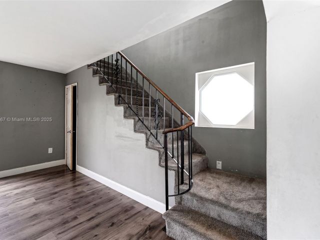 3-bedroom home for sale in Miami Gardens - 20401 NW 22nd Ave - MondialRealty