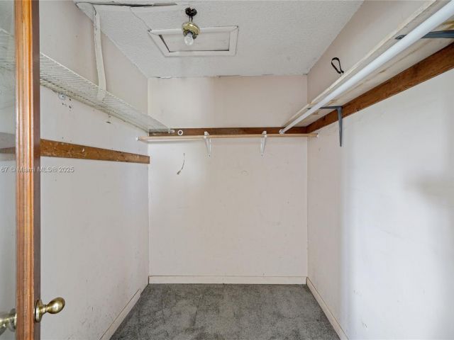 3-bedroom home for sale in Miami Gardens - 20401 NW 22nd Ave - MondialRealty