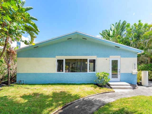 Home for rent at 517 29th Street E (Front House) - photo 6448761