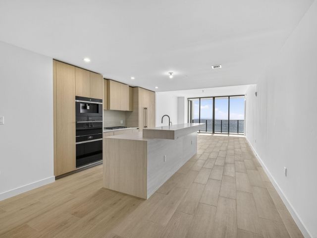 Apartment for sale  Unit #904 - photo 6453621