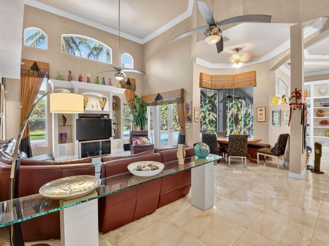 Home for sale at 15463 Tall Oak Avenue - photo 6505719