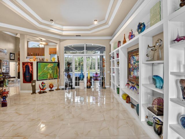 Home for sale at 15463 Tall Oak Avenue - photo 6505727