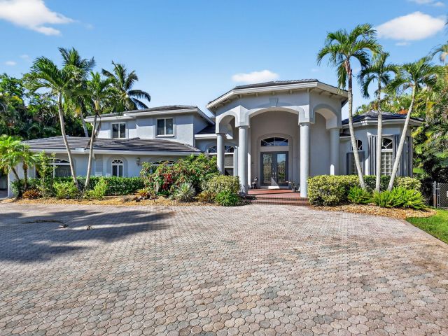 Home for sale at 15463 Tall Oak Avenue - photo 6505733