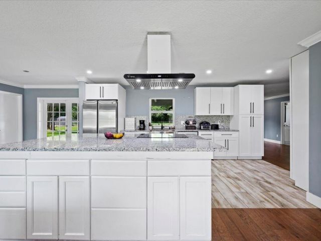 Home for rent at 11128 42nd Road N - photo 6507179