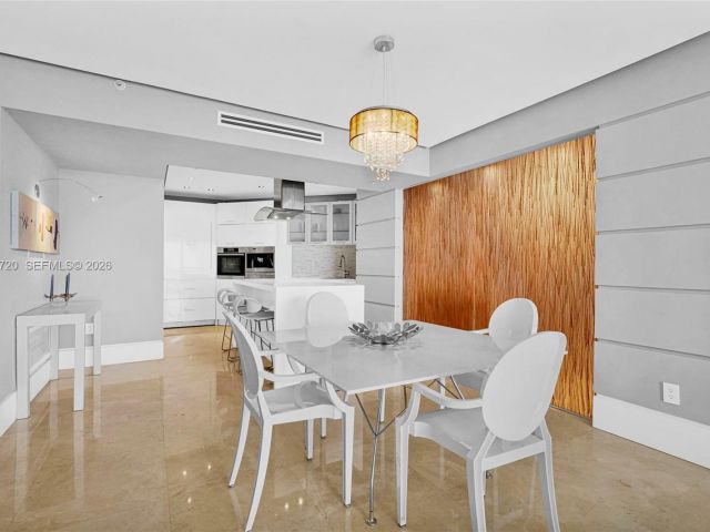 Apartment for sale  Unit #1103 - photo 6456219