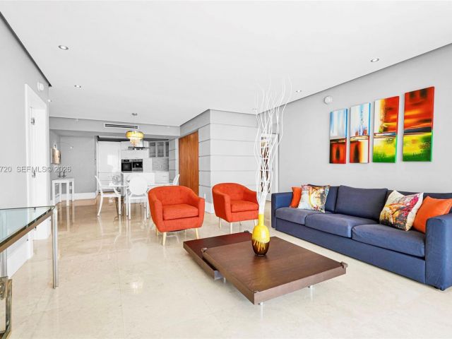 Apartment for sale  Unit #1103 - photo 6456220