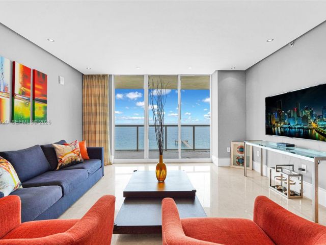 Apartment for sale  Unit #1103 - photo 6456225