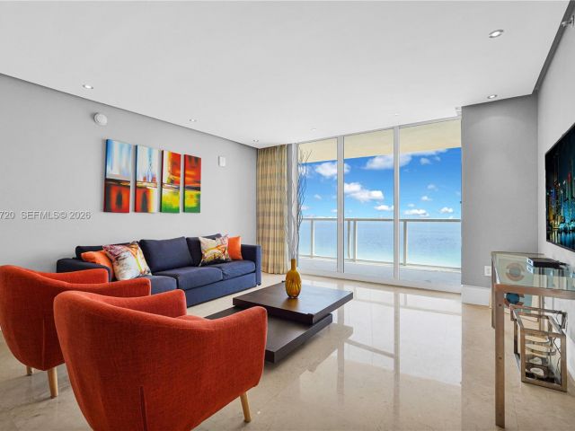 Apartment for sale  Unit #1103 - photo 6456228