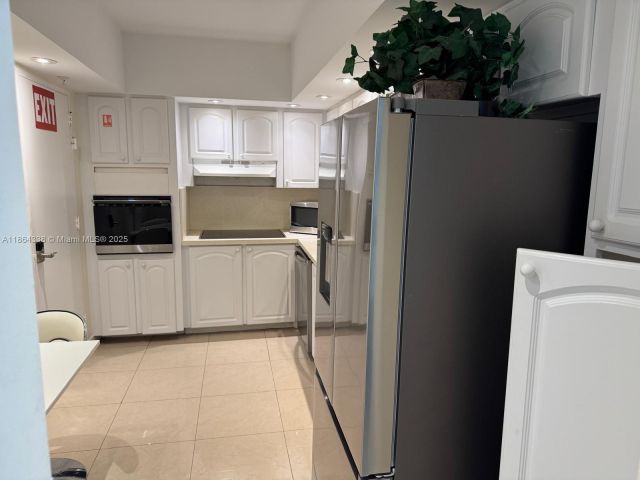 Apartment for sale  Unit #14V - photo 6456192