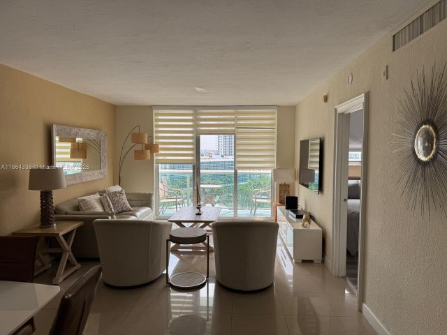 Apartment for sale  Unit #14V - photo 6456197