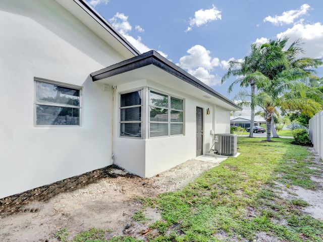 Home for sale at 625 Linnet Circle - photo 6533020