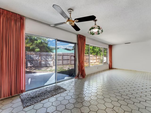 Home for sale at 625 Linnet Circle - photo 6533033