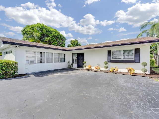 Home for sale at 625 Linnet Circle - photo 6533035